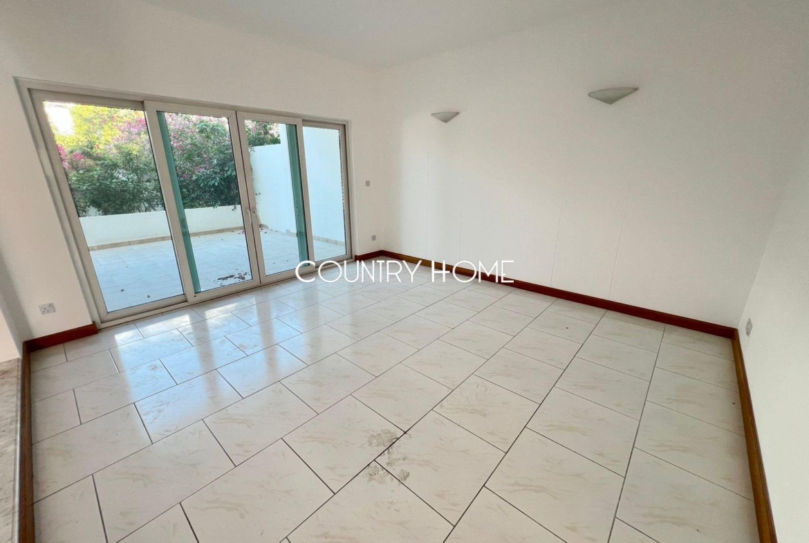 4-BHK Villa with Study and Garden in Jumeirah 3