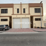 4BR Villa For Rent in Jumeirah 1