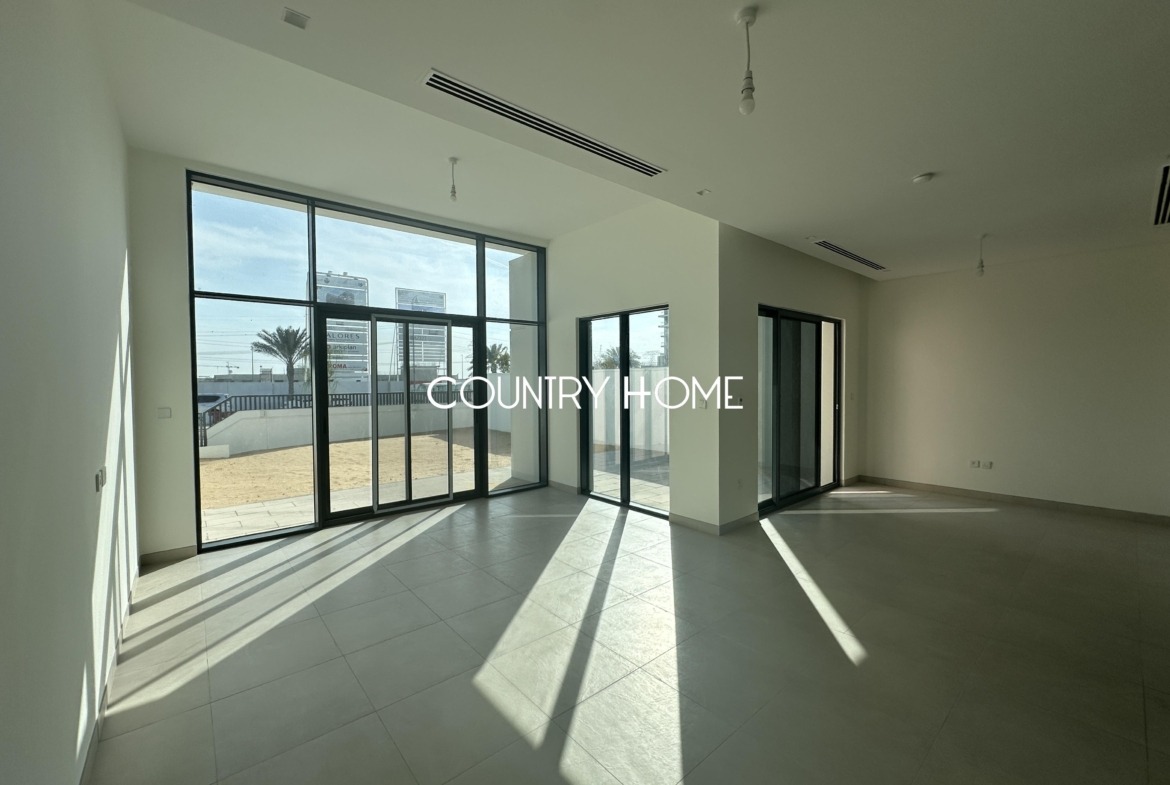 Single Row | Ready to move | Prime location